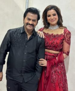 Sangeetha V Instagram - ❤️🖤❤️🖤❤️❤️🖤 Thanks for this attractive and unique costume for both of us in our favorite color from @frontiers_fashion_lounge and gorgeous jewelry from @fineshinejewels 🖤❤️