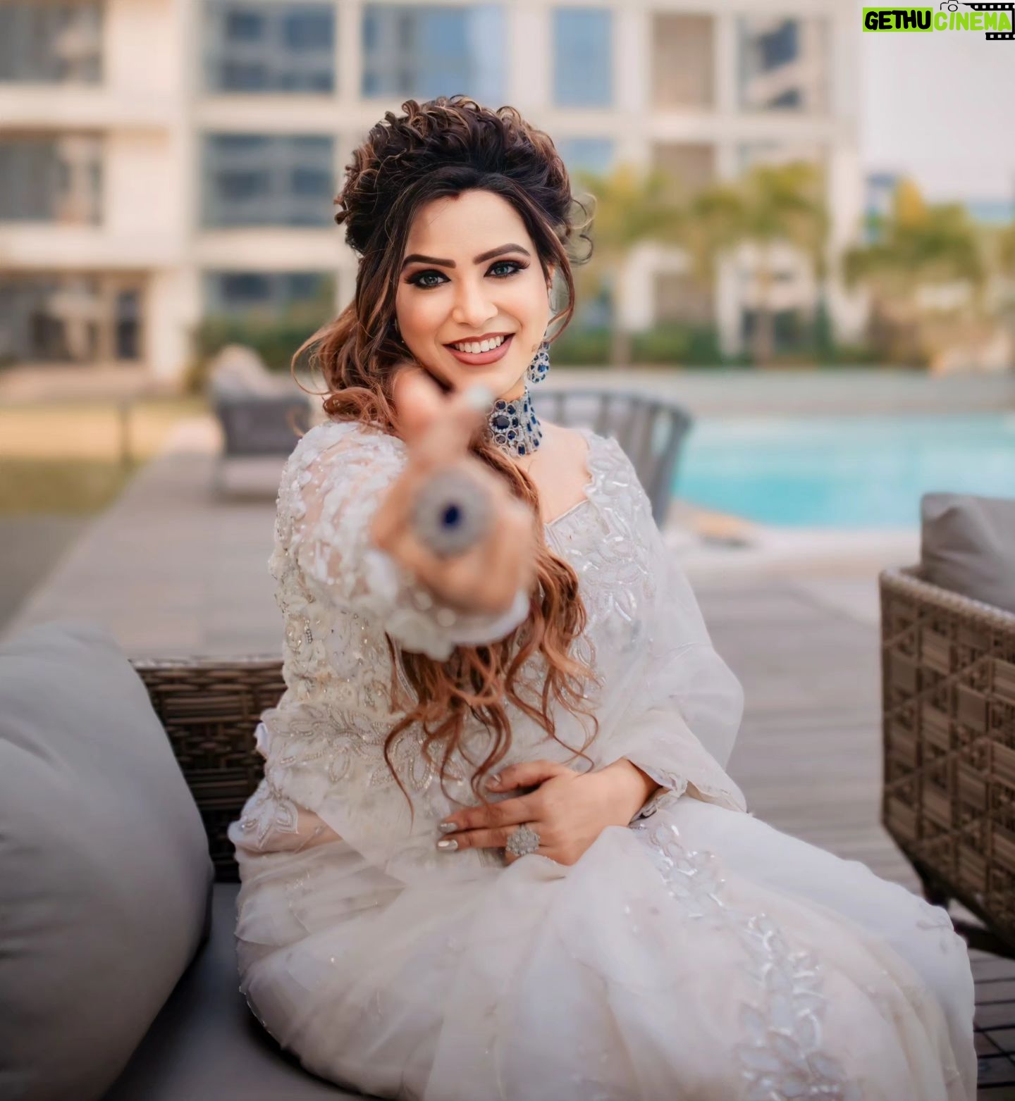 Sangeetha V Instagram - வெள்ளை புறா ஒன்று ஏங்குது#jeniferhairstylist #trans #makeup #beauty #love #mua #fashion #model #makeupartist #like #photography #hair #cute #beautiful #follow #style #instagood #girl #makeuptutorial #music #red #selfie #fitness #happy #christmas #wedding #instagram #cosmetics #captionplus