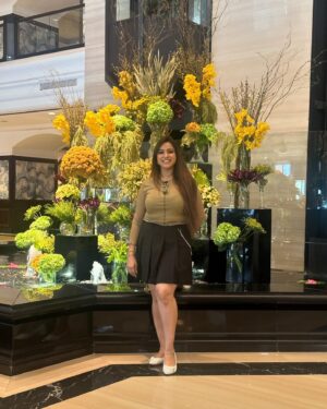 Sangeetha V Instagram - “Happiness held is the seed; Happiness shared is the Flower 🌻🌻🌻🌻🌻🌻