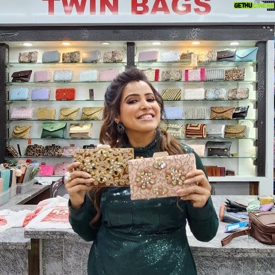 Sangeetha V Instagram - Schools are gonna reopen. So grab the best opportunity to buy the great deals from @twinbrothers_kanchiplaza for your children's school accessories. SCHOOL BAGS 20% TO 40% OFFER only at 2nd floor Ladies bags 20% to 50% OFFER All types of bags at wholesale price. TWIN BAGS, KANCHI PLAZA ,2nd floor (bag section) No: 54/103,pondy bazaar,T.nagar Chennai 600017 (Land mark opposite to Macdonald) PH.044 42604757 , 044 24342959 For online shopping WhatsApp 919092299956 Kanchiplaza32@yahoo.com #schoolopening #bagshop #bestbagshop #chennai