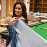 Sangeetha V Instagram - Chill and pose for a picture ✨✨✨ Thank you @classicthreads2023 and @mdilipachar for the wonderful sarees ❤️❤️. Guys check out @classicthreads2023 page for various collections of sarees for your wonderful occasions❤️❤️