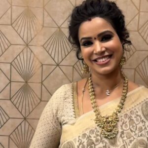 Sangeetha V Instagram - என்னை ஆளும் ராசாவே 💝 

Glimpse of women's day celebration.

Hairdo: @divya_make_up_artistry
Jewellery: @sd_wholesale_jewelrys 

#womensday #womenempowerment #loveislove