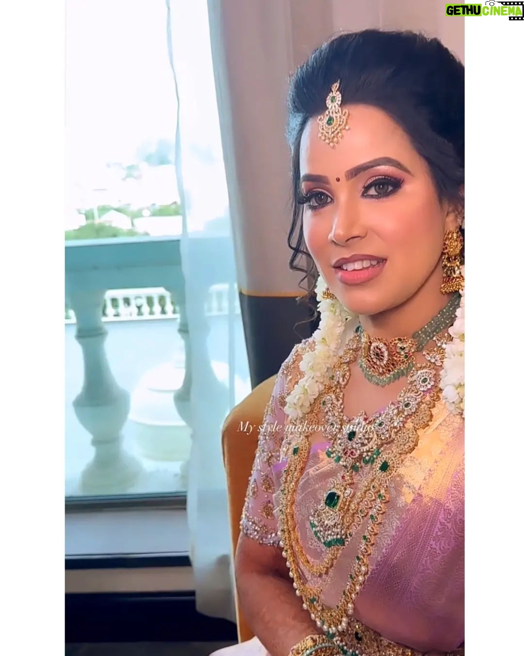 Sangeetha V Instagram - π΅ππππππ π΄ππππ π πΎππππ ππππ ππππ π©ππππππππ ππππ π πΊππππ π«πππ πΈπβ€οΈπ₯» . Featuring model @sangeetha.v.official Makeover @mystylemakeover_studio Hairstylistπ©βπ€ @mahi_hairdo Teamπ @divya_make_up_artistry Jewelsπ @chennai_jazz Designer @frontiers_fashion_lounge Capture πΈ @silvan__photography . #SangeethaKingsley #gettingmarried #Sangeetha #Mahihairdo #mystylemakeover #Bridalmakeup #Bridaljewellery #Actress #Chennaimakeupartist #chennaidiaries #chennaijazz #jewelsoftheday #frontiersfashionlounge #Celebrityhome_