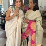 Sangeetha V Instagram - Happy Mother's day to my Amma and all Amma around the world 🌎❤️❤️ Thank you @maayol_sarees for the wonderful collections 💓💓 Jewel : @fineshinejewels Mua: @miss_pretty_makeoverartist #motherhood #mothersday #happymothersday