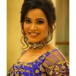 Sangeetha V Instagram - "Never Apologize For Being a Powerful Women", 💙🌸🌠Looks Ravishing #Sangeethakingsley . Inframe🎞️ @sangeetha.v.official Hairstylist🦱 @mahi_hairdo MUA 💄👩‍🎤 @mystylemakeover_studio Team @divya_make_up_artistry Designs @frontiers_fashion_lounge Jewels @chennai_jazz . #Sangeetha #mahihairstylist #frontiersfashionlounge #mystylemakeover #Bridalmakeup #artistsoninstagram #chennaijazz #SangeethaVofficial #Chennaimakeupartist #bridalsarees #chennaidiaries