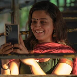 Sangeetha sai Instagram - My all time favourite song 🥰🥰🥰

@sk24official 

#swarnalathasongs #swarnalathavoice #selfhealing #lovehervoicesomuch