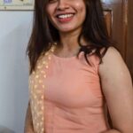 Sangeetha sai Instagram – Buying a property is not that easy.isnt it? 
But here s to make it easy for you.

Am gonna be the part of Chennai’s biggest property expo🤫 conducted by Rs_realty

Coming June 15th,16th at 
Vels university 
Radial road
Pallavaram

Excited to see you all 🤗
Participate in this biggest property expo.
Make your dreams come true ❤️❤️❤️