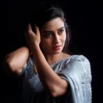 Sangeetha sai Instagram - அன்பிற்க்கும் உண்டோ அடைக்கும் தாழ் 🩶🩶🩶 # sangeetha