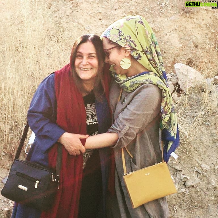 Sania Salari - 15.2K Likes - دوستت دارم...
