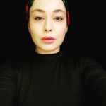 Sania Salari Instagram – از آلودگی به دور، از تاریکی به دور، از توطئه به دور!
چشم‌ها را یک لحظه ببند
از کلماتِ ساده‌ی عجیب و ارزانِ خودمان بخواه!
آرزو کن!
آرزو کن آن اتفاقِ قشنگ رُخ بدهد
رویا ببارد
دختران برقصند
قند باشد
بوسه باشد
خدا بخندد به خاطرِ ما!
ما که کاری نکرده‌ایم.
#سید_علی_صالحی