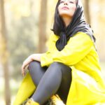 Sania Salari Instagram – ما فریاد می‌زدیم: چراغ! چراغ
و ایشان درنمی‌یافتند
سیاهی‌ چشمِشان
سپیدی‌ کدری بود اسفنج‌وار
شکافته
لایه‌بر لایه‌بر
شباهت بُرده از جسمیّتِ مغزشان
گناهی‌شان نبود
از جَنَمی دیگر بودند..
#احمد_شاملو 

از عکسهای پاییز برگ ریز هزار رنگ 
عکس
@asalmoj73
طراحی بارونی من
@sorayya.mokhtari.design