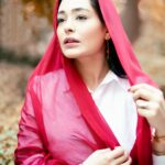 Sania Salari Instagram – مرا نه از خاک و نه از آتش 
مرا نه از درد و نه از دروغ 
مرا نه از ناروا و نه از نومیدی ……
مرا
از پیروزی بی امان زندگی آفریده اند…
#سید_علی_صالحی 
عکس
@asalmoj73