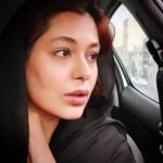 Sania Salari Instagram – از خانه که می‌آیی
یک دستمال سفید، پاکتی سیگار،گزینه شعر فروغ
 و تحملی طولانی بیاور
احتمالِ گریستنِ ما بسیار است!
#سید_علی_صالحی
