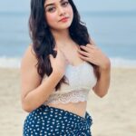 Saniya Babu Instagram - Photo : @nandu______rajeev 😇 If you love me, I will love you back a lot.. without measure.. In the same way that you hated me, I will hate you without measure Am like a mirror🫂 #socialmediamarketing #treding #beach #goa #kochigram #beatiful #dhanushsongs
