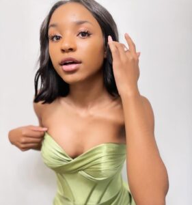Actress Saniyya Sidney HD Instagram Photos and Wallpapers May 2024