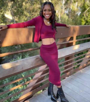 Saniyya Sidney Instagram - The secret of success is constancy of purpose.🩷