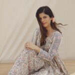 Sanjana Krishnamoorthy Instagram - 🫶🏻 @vastara_thelabel @thatmadraskaran @priyanka_the_makeupartist