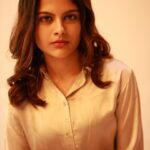 Sanjana Krishnamoorthy Instagram - So harmless so fragile Oh she wonders if you'd let her fly Beyond the glass lies a blue sky Hoping and hoping time goes by Don’t you hear the cries Please, let her try Look into her eyes there is no lie Don’t let her die she’s my little butterfly 🦋 📷 @1928.in @oneclubentertainment @priyanka_the_makeupartist
