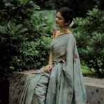 Sanjana Krishnamoorthy Instagram - I’m absolutely head over heels for @rajmahal_official! Their sarees are seriously top-notch, and their collection is like a treasure trove of awesomeness! 🌟 Hey Madurai, guess what? Brace yourselves for some serious excitement! 🎉 On September 11th, they’re unveiling their brand-new store – a treasure trove of premium goodies! Don’t miss out, it’s gonna be a blast! 🛍️💃