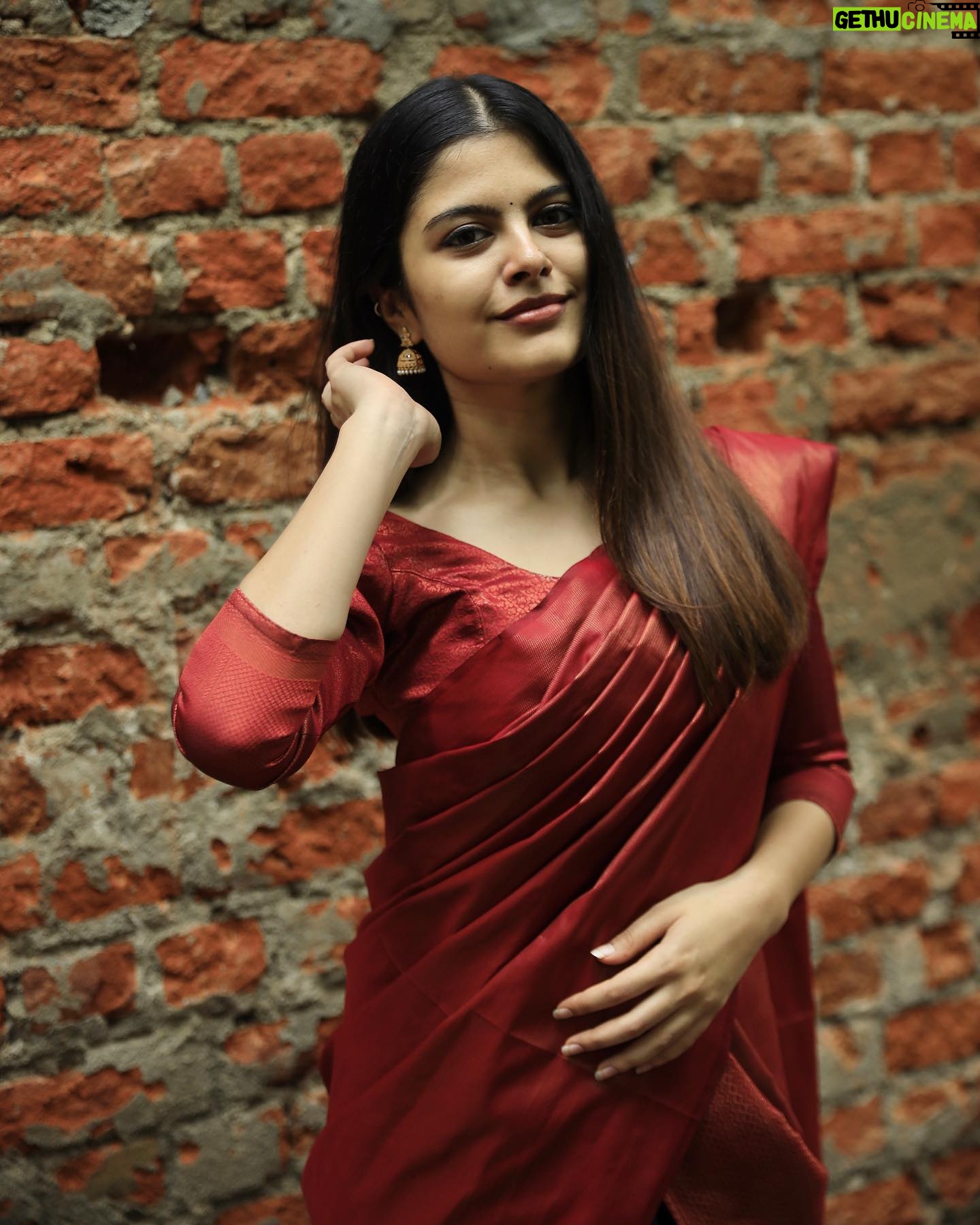 Sanjana Krishnamoorthy - 72.8K Likes - 📸 @thatmadraskaran
@swarnasaris