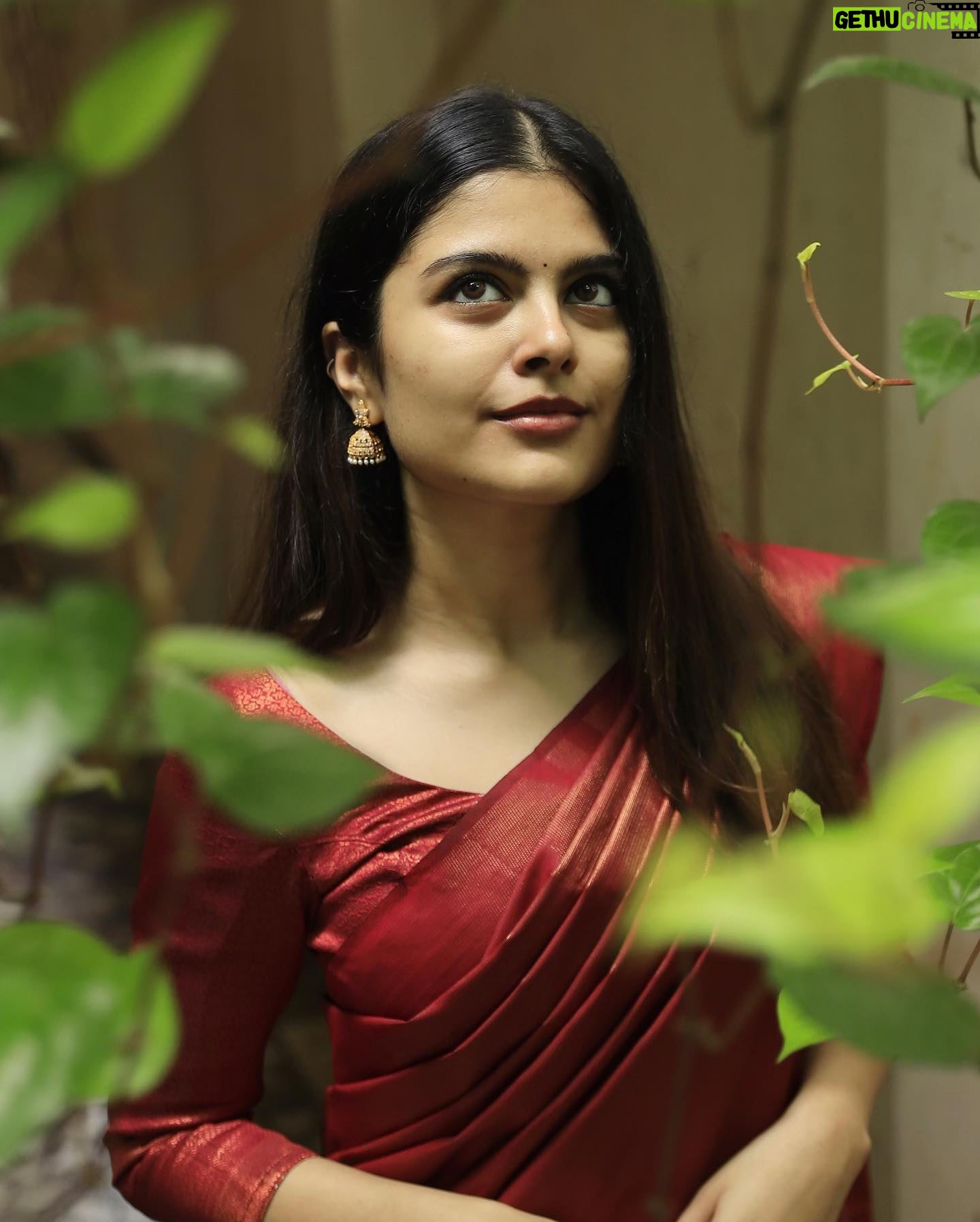 Sanjana Krishnamoorthy - 72.8K Likes - 📸 @thatmadraskaran
@swarnasaris