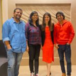 Sanjana Krishnamoorthy Instagram - One with the creators ! @andrewxvasanth @pushkar.gayatri 🧡🧡🧡 #vadhandhi #vadhandhionprime