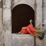 Sanjana Krishnamoorthy Instagram - Wearing @rajmahal_official 🌺 // @thatmadraskaran @noormakeup_mehndi