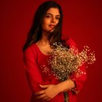 Sanjana Krishnamoorthy Instagram - ❤️ @snipershotphotography @styledbydevil @rigowdesigns @noormakeup_mehndi