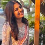 Sanjana Krishnamoorthy Instagram - ☀️ bullies behind the lens @adithya_krishnan_r @anisundar_