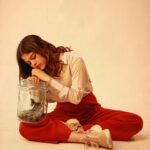 Sanjana Krishnamoorthy Instagram - So harmless so fragile Oh she wonders if you'd let her fly Beyond the glass lies a blue sky Hoping and hoping time goes by Don’t you hear the cries Please, let her try Look into her eyes there is no lie Don’t let her die she’s my little butterfly 🦋 📷 @1928.in @oneclubentertainment @priyanka_the_makeupartist