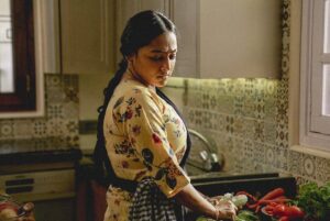 Santhy Balachandran Instagram - Reshma Saeed 🌺 Feisty yet sensitive, sassy yet coy, her myriad moods have been captured in these portraits by the lovely, supremely talented @routes_and_shoots ✨

#gulmoharonhotstar