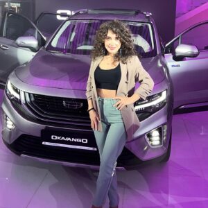 Sanura Jafarova Instagram - @geely.azerbaijan  Geely Okavango🔥