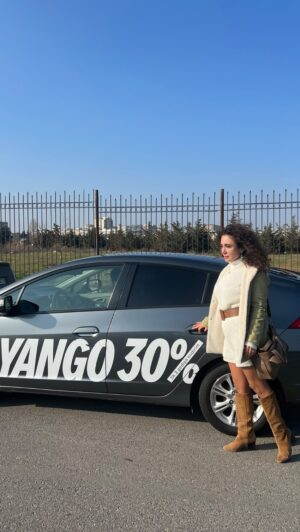 Sanura Jafarova Instagram - Taxi’lere chox pul xercleyirsiz?? 🤯O zaman Yango @yango.az tedbiqini yukleyin, SANURA promokodunu yazin, ve ilk 3 sifarishde 30% endirim qazanin🚕
