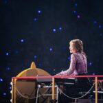 Saori Instagram - DuGaraDiDuのライブ映像が 発売になりました〜！！ ガルルとグルルの台詞を 何回も書き直したけれど、 こんなに大規模なライブになったのを 見て、本当に興奮しました。 デラックスBOX盤は もう店頭にある分だけとのこと。 素敵な箱に入っています🐯 ぜひ〜！ #sekainoowari#dugaradidu #ラブさんとのツーショットない