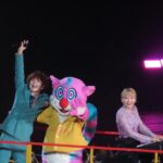 Saori Instagram - DuGaraDiDuのライブ映像が 発売になりました〜！！ ガルルとグルルの台詞を 何回も書き直したけれど、 こんなに大規模なライブになったのを 見て、本当に興奮しました。 デラックスBOX盤は もう店頭にある分だけとのこと。 素敵な箱に入っています🐯 ぜひ〜！ #sekainoowari#dugaradidu #ラブさんとのツーショットない