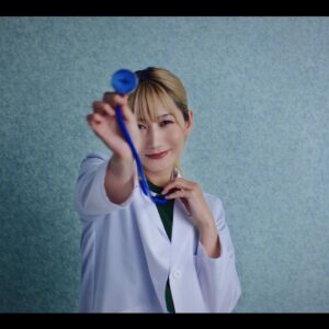 Saori Instagram - デビュー12周年で
保健室の先生になりました。
人生いろいろあるな。

壊してみせろよそのBadHabit❣️

#sekainoowari 
#habit