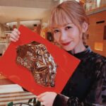 Saori Instagram - 本日、レコード大賞を頂きましたっ！ デビューしてから十二年間の間に、 私は妊娠と出産を経験しました。 大きな転機を迎えても、母親になっても、変わらずステージに立てたこと、何も失わずに挑戦し続けられたこと、そしてこんな素敵な賞を頂けたのは、 家族とメンバーとスタッフの皆さんの 理解とサポートのお陰だと 心から思う日でした。 応援してくれた皆さん、 本当にありがとうございました。 #レコード大賞