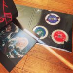 Saori Instagram - BLUE PLANET ORCHESTRAの DVDとブルーレイが発売📀 豪華でお気に入りのデラックス版〜！ 写真集もあるし、 「0曲目」のピアノ譜面もついてます。 #blueplanetorchestra