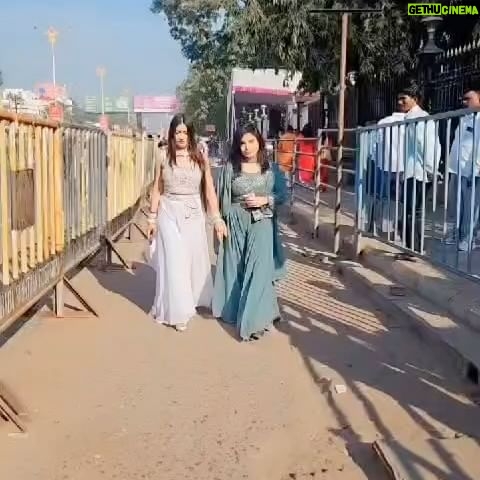 Sapna Sharma - 671 Likes - Shirdi baba tere drbar me ……..om sai ram 🙏🥰❤️#shirdi #saibaba #sai