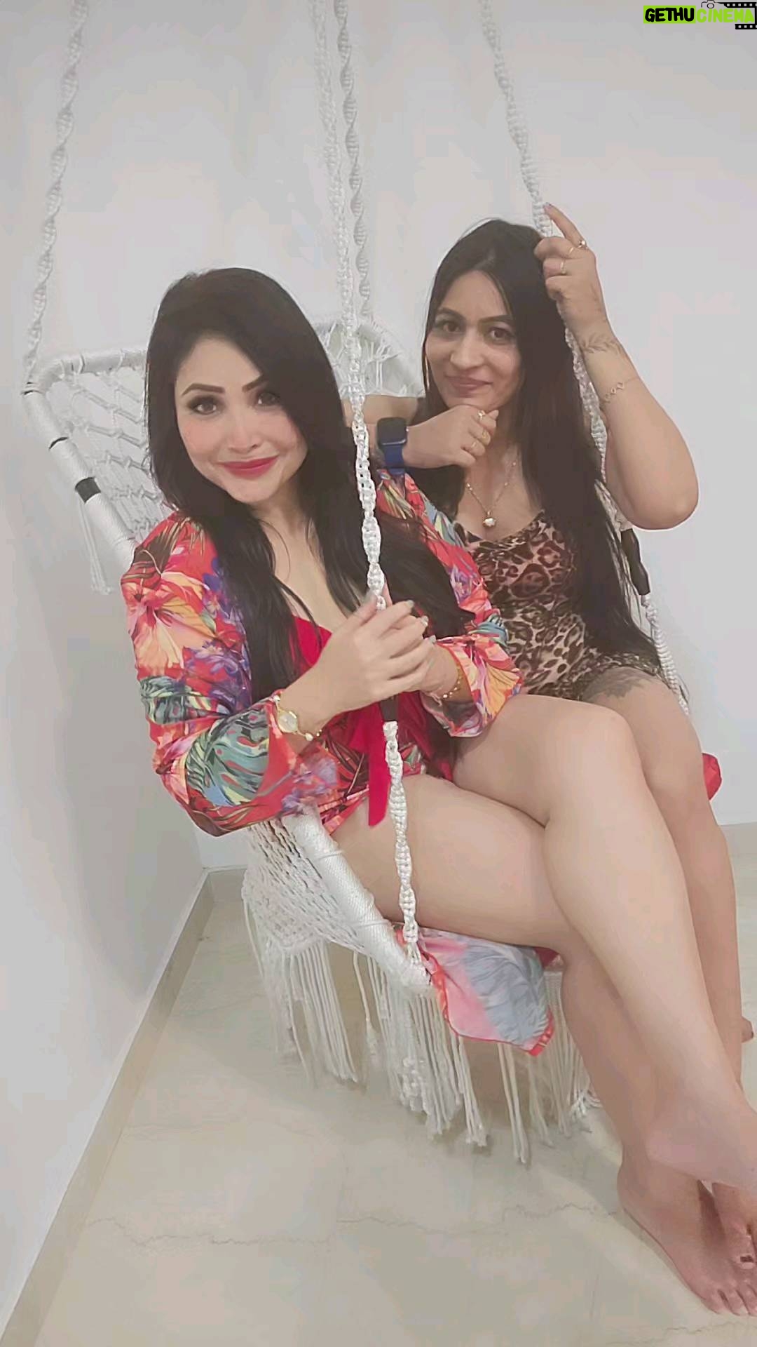 Sapna Sharma - 1.3K Likes -