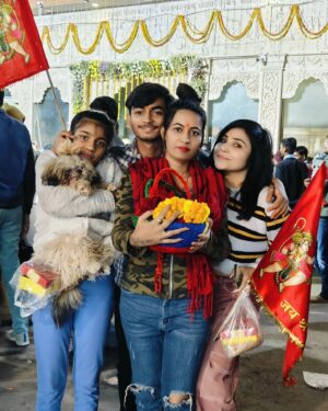 Sapna Sharma Instagram - #salasarbalaji #darshan #rajasthan @rajsiverma_official11 @rajsi_pihu_bakcup @rajsi206 @rajsi_queen @rajsi_queen @rajsiverma1989