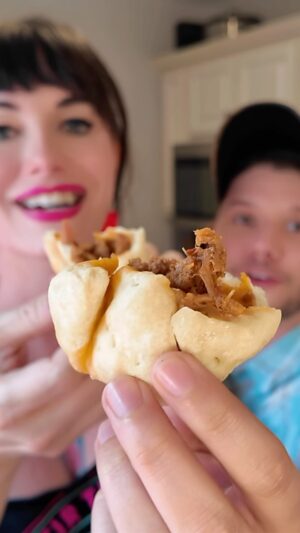 Sara Andrews Instagram - # Throwdown (benefiting @wearelasagnalove): Week 2

Snack Attack! This week we have to make 2 snack cooking with only a microwave and 5 ingredients total! We’re spotlighting @shoresmokeseasonings! I’m making southern Asian fusion! Pulled pork Bbq dumplings (or potstickers, as some folk down here call em) & bao buns! #homechefthrowdown