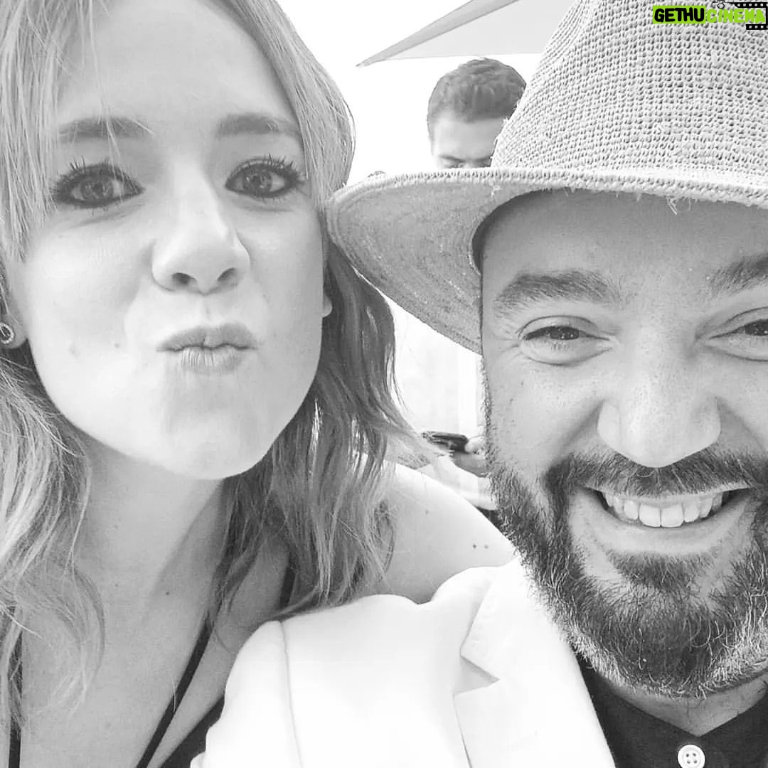 Sara Lazzaro - 1.8K Likes - Venezia 66 /to/ Venezia 80
Not much has changed.
#friendswillbefriends 👩🏼🤝👨🏻
#venezia