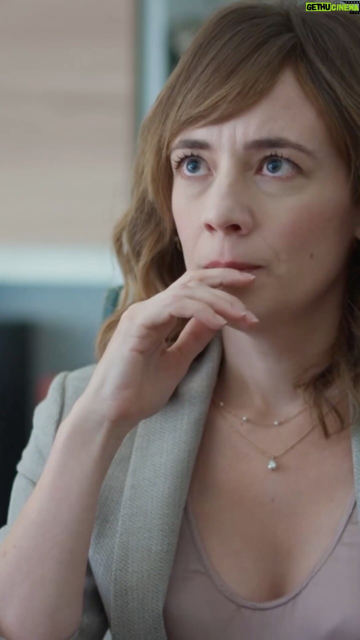 Sara Lazzaro - 22.8K Likes - E anche questa sera chiudiamo con un finale tranquillissimo. 😅
Appuntamento a settimana prossima, con l’ultima puntata di #DOCNelleTueMani3.
Ça va sans dire, da non perdere assolutamente… ☝️😌
#Buonanotte e grazie per aver commentato insieme noi! 🙏🏻💙🥹
#DOC3 #Rai1 #RaiPlay
#LucaArgentero #SaraLazzaro