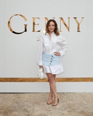 Sara Lazzaro Instagram - 🪷

Thank you for having me @gennyofficial 

#press @amendolacomunicazione 
#styling @lucapisciottano 

#hair @dia_hairstylist & #mua @claudiablengio for @simonebelliagency @comfortzoneskin_official 

#mfw