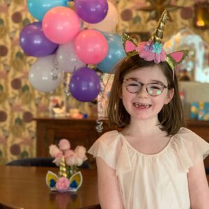 Sara Rue Instagram - 🎂This little magical creature is Eight today... There have been many days I’ve felt my love for her so immensly it takes up all the space in my body and it’s hard to breathe. She grew my heart and made me a Mom. Oh man, how did these past 8 years fly by?!? (Well... 7 out of 8 flew by... this last one was V LONG). HBD T 🥳💕🎉🎂🎁🎊 🍰