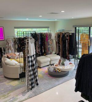 Sara Rue Instagram - I left the house!!! Yay! I have friends who do cool things and I’m finally fully vaxxed and can actually see them and support them in person!!!!! Thank you @thefixxcollective for the amazing pop up! (They are doing one more this weekend so if your into eco fashion, delish appetizers and boosting your summer wardrobe in ways that are good for the planet check them out!) @therealdaisychenhutton started @thefixxcollective and I could not be more proud and excited for her! And thank you @medicine_mama_mimi for coming out and supporting ❤️🌈💕