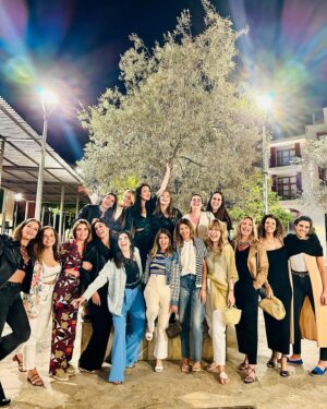 Sara Salgado Instagram - Mallorca with the best - Part III ♥️💃🏻🥂
Good energy attracts good people⚡️
Thank you all my friends that made this trip unforgettable ♥️ #ladespedida #nadatemam