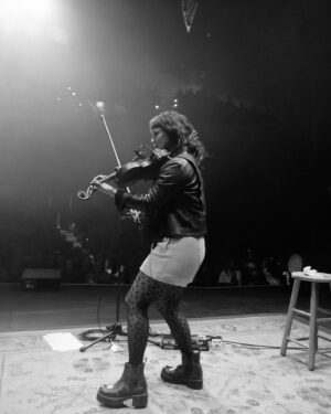 Sara Watkins Instagram - Extra post because I got these @bedstu boots on the second day of tour and wore them everyday after!  My new faves. Thanks to @noahtorralba for the photo!