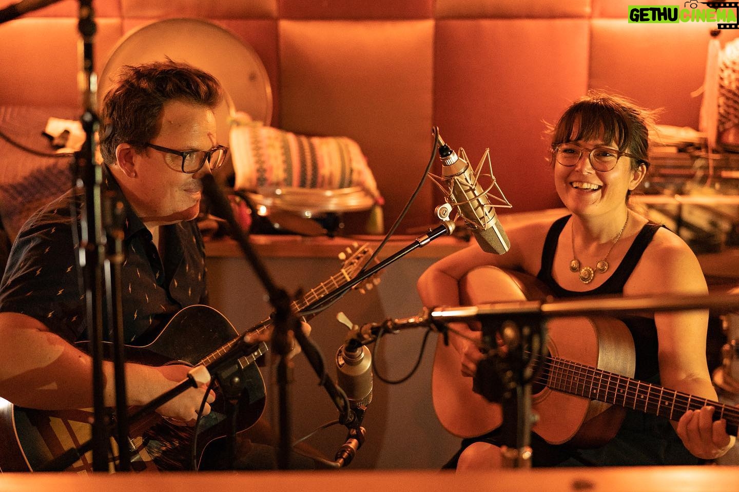 Sara Watkins - 1.1K Likes - #UnderThePepperTree is produced by @tylerchester. Tyler is a huge presence on this record - he played the majority of the instruments on it and was a terrific teammate as we made our way through the making of ‘Under the Pepper Tree.’ We’ve been friends for many years and it’s always a delight to play music together. Thank you Tyler!
📷 by @jacobboll